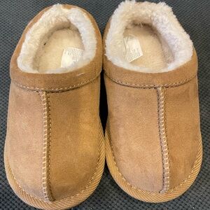 Target Kids Tan Slippers